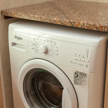 B63 - Corner Street Historic Center Apartamento *