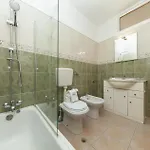 Appartement B63 - Corner Street Historic Center Lagos