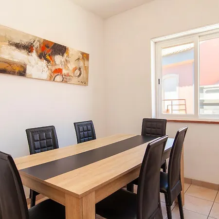 דירה B63 - Corner Street Historic Center *